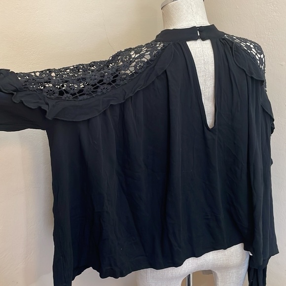 Free People size L Little Bit Of Love Knit Blouse Black - Picture 6 of 7